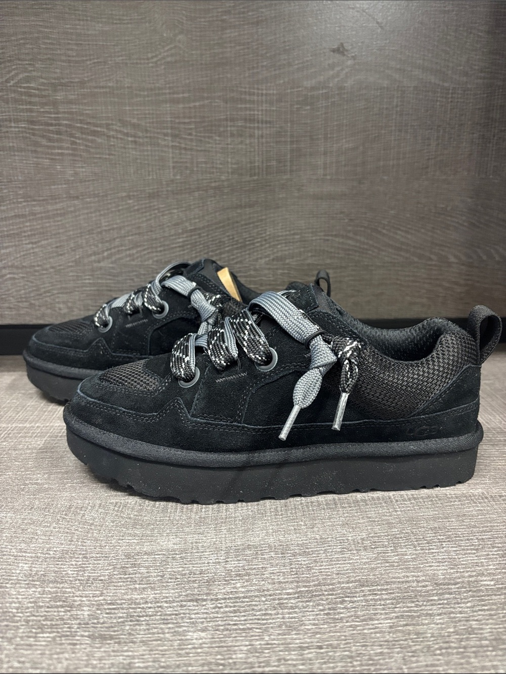 Women’s UGG Lowmel Sneakers (Black) - Size 8
